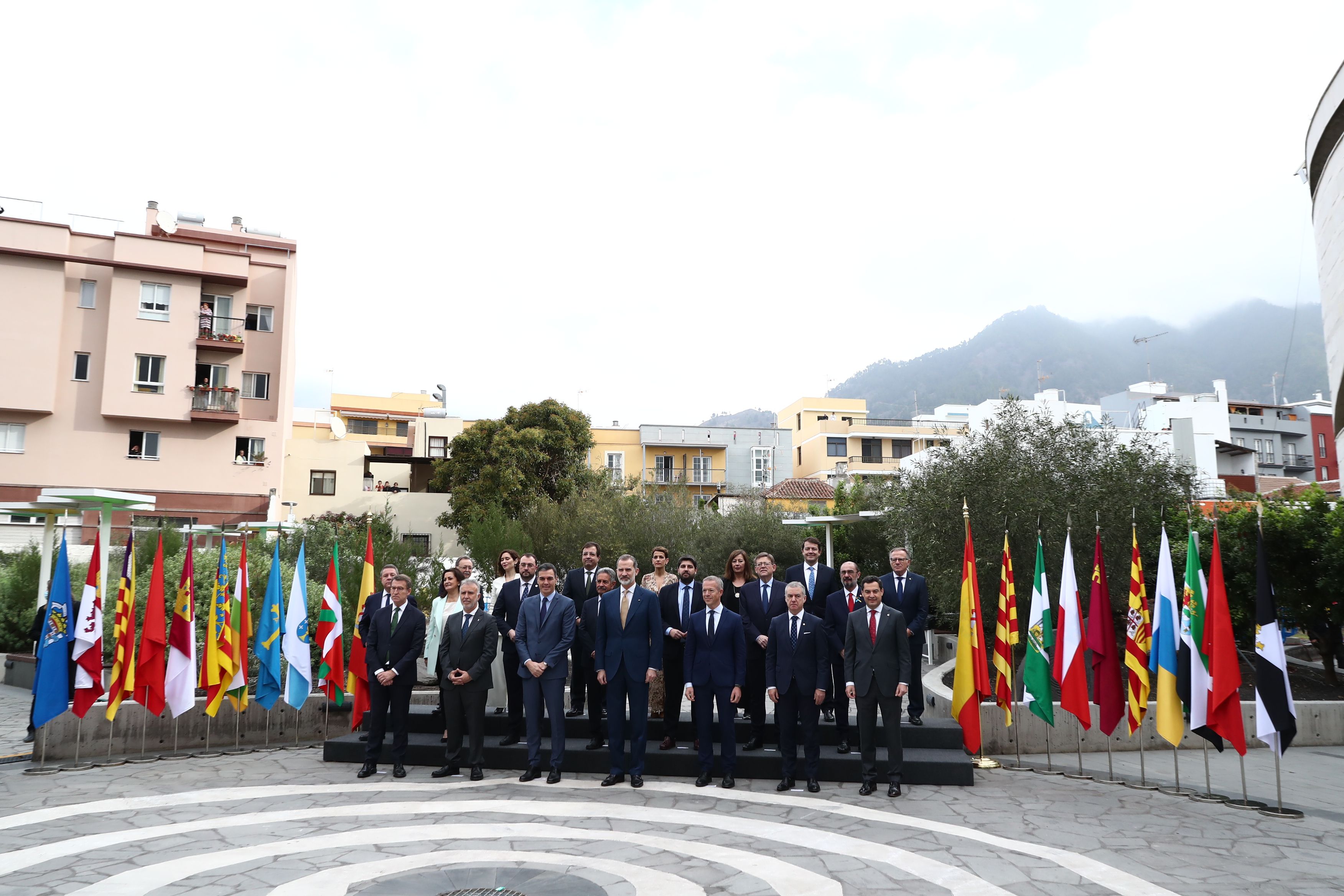 Foto de la Conferencia de Presidentes, con la excepción de Pere Aragonès.