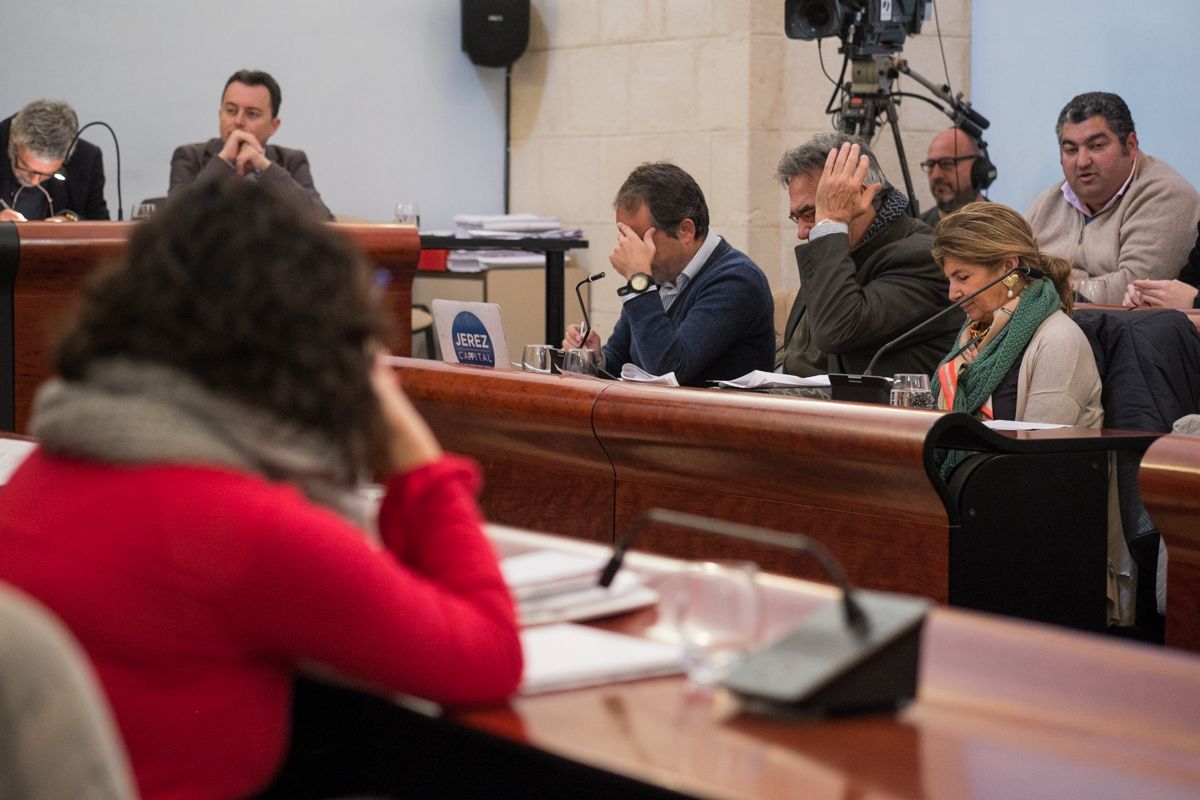 Pleno municipal de enero pasado. FOTO: Manu García.