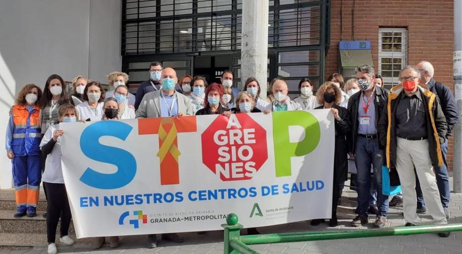 Movilización contra agresiones a sanitarios en Andalucía.
