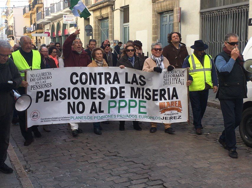 Un momento de la manifestación de los pensionistas en Jerez este sábado.
