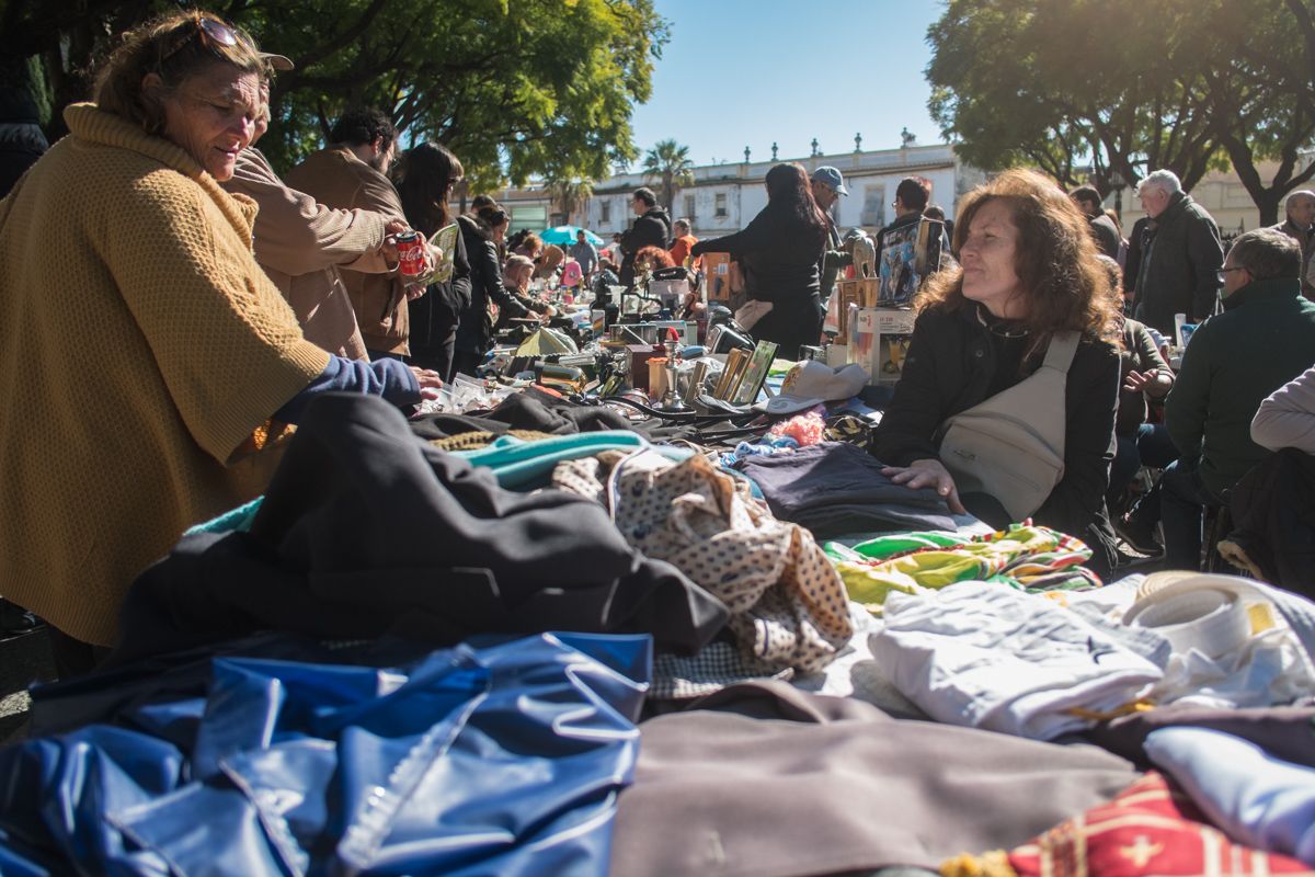 Un puesto del rastro de la Alameda Vieja de Jerez, en una imagen de archivo. Autor: Manu García