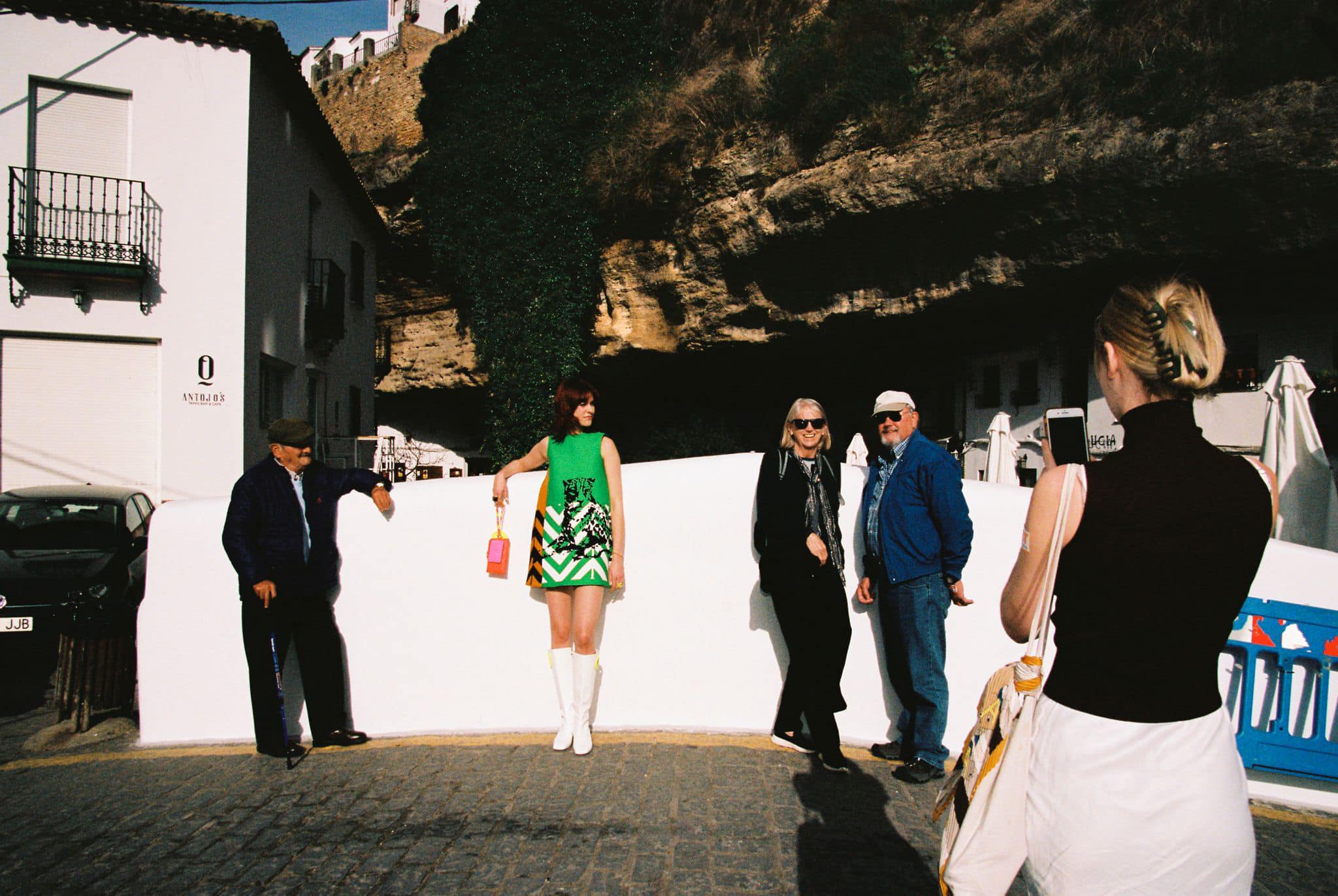 Campaña de Dior en Setenil de las Bodegas, en una imagen reciente.
