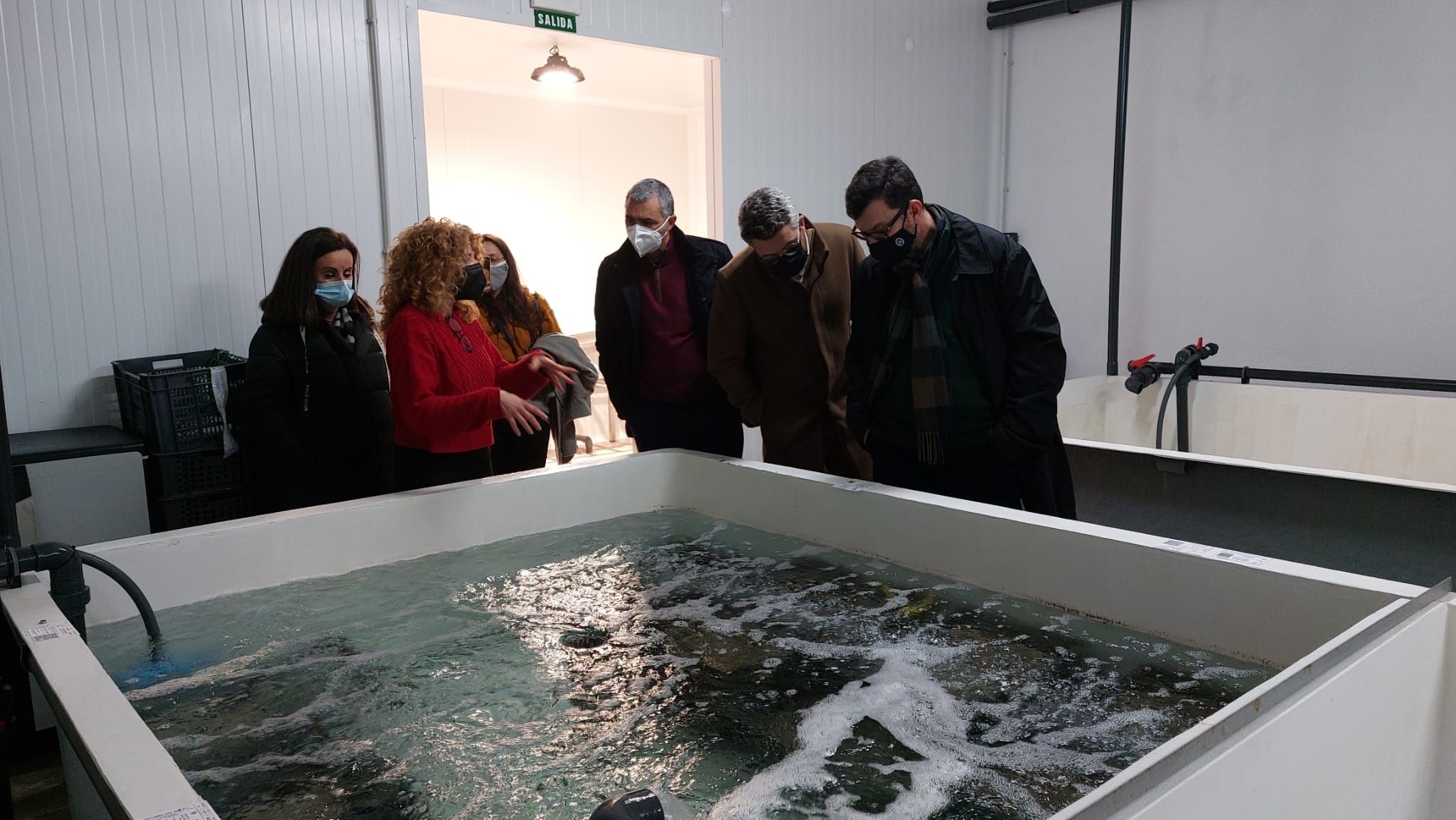 Miembros de la delegación del Alentejo portugués, en la Zona Franca de Cádiz.