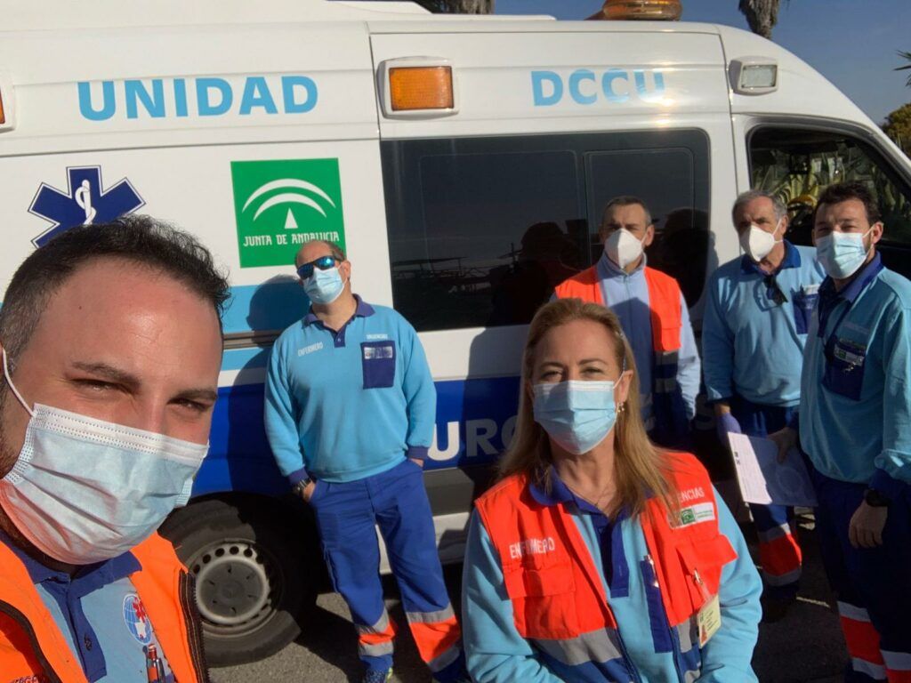 Profesionales de emergencias y urgencias del SAS en Cádiz.