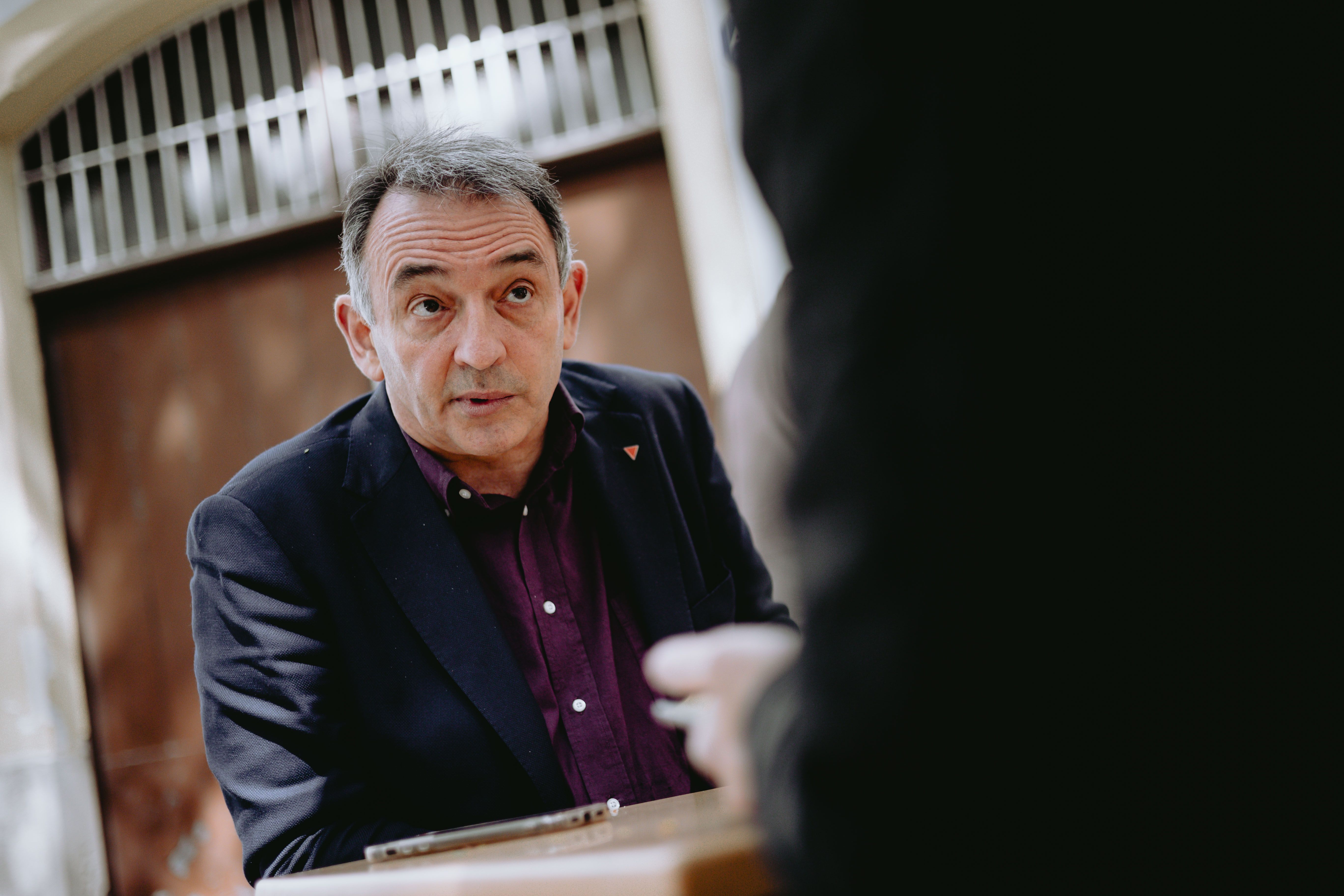 Enrique Santiago durante su entrevista para lavozdelsur.es