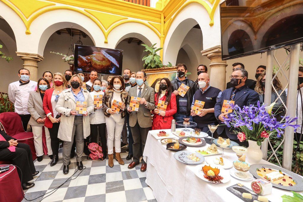 Chiclana saca a luz el libro de recetas de postres de 'Sor Chiclana" y presenta una ruta gastronómica a su nombre