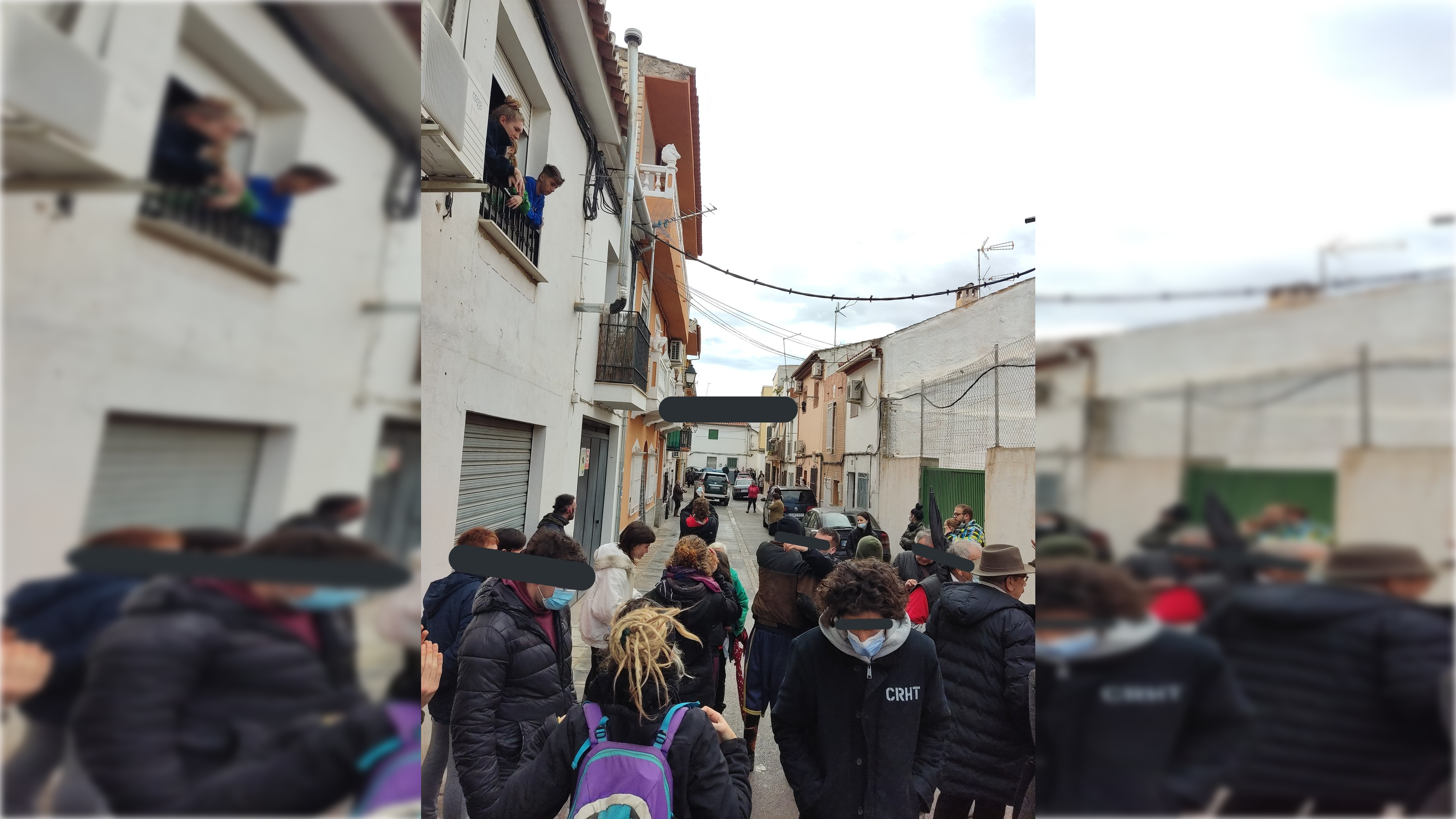 Imagen de archivo de una movilización para intentar evitar un desahucio.