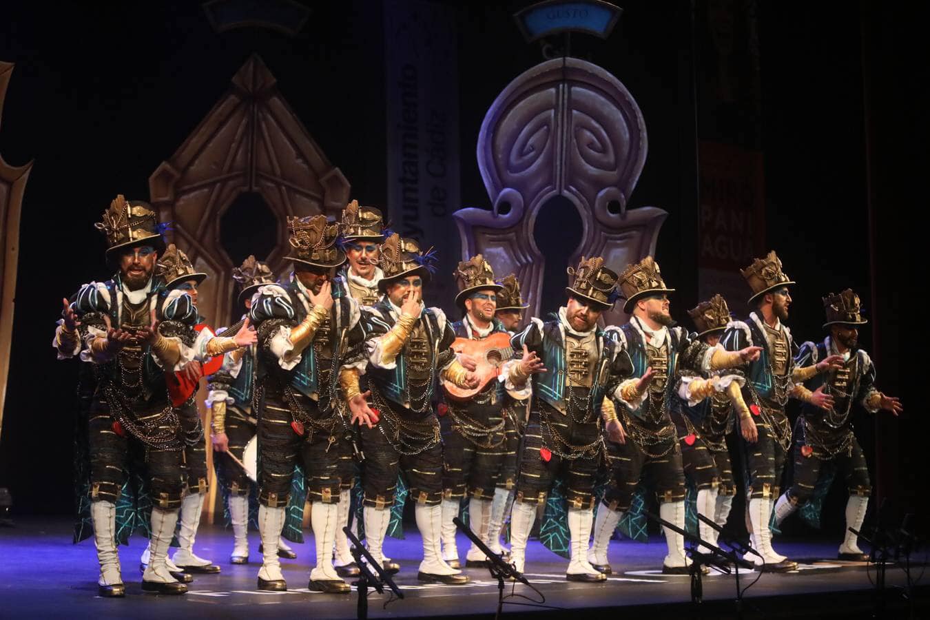 La comparsa El Cerrojero. FOTO: LA COMPARSA DE NENE CHEZA. 