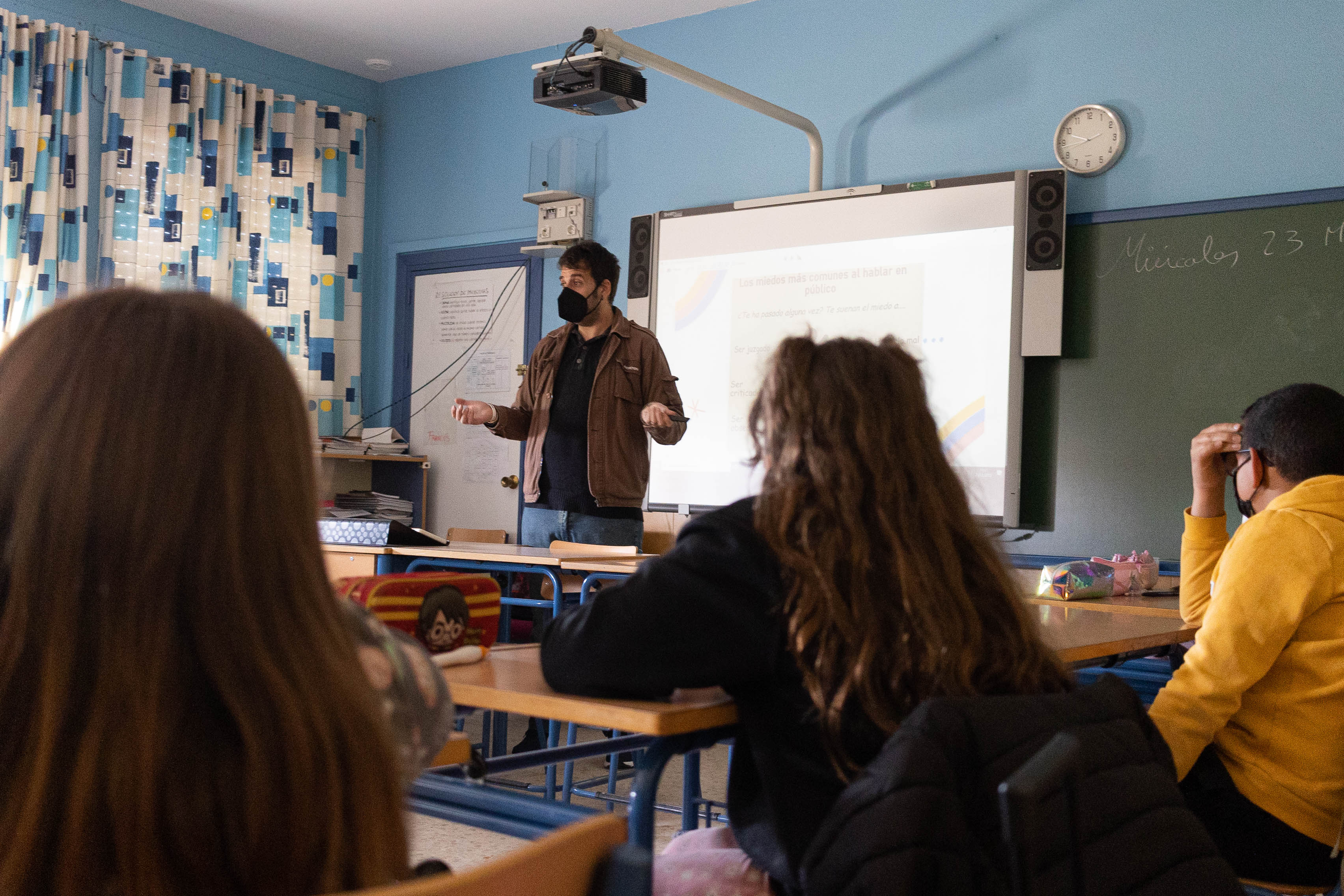 El jerezano durante el taller en el CEIP La Juventud.