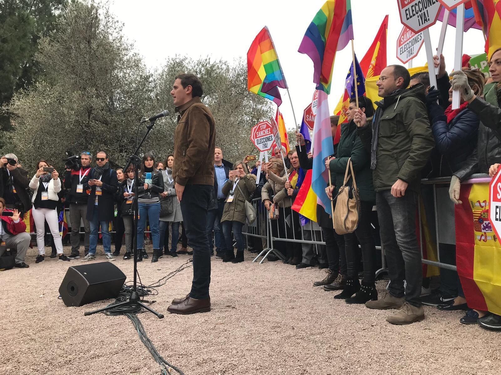 Miembros LGTB de Ciudadanos en la manifestación de la Plaza de Colón de Madrid. 
