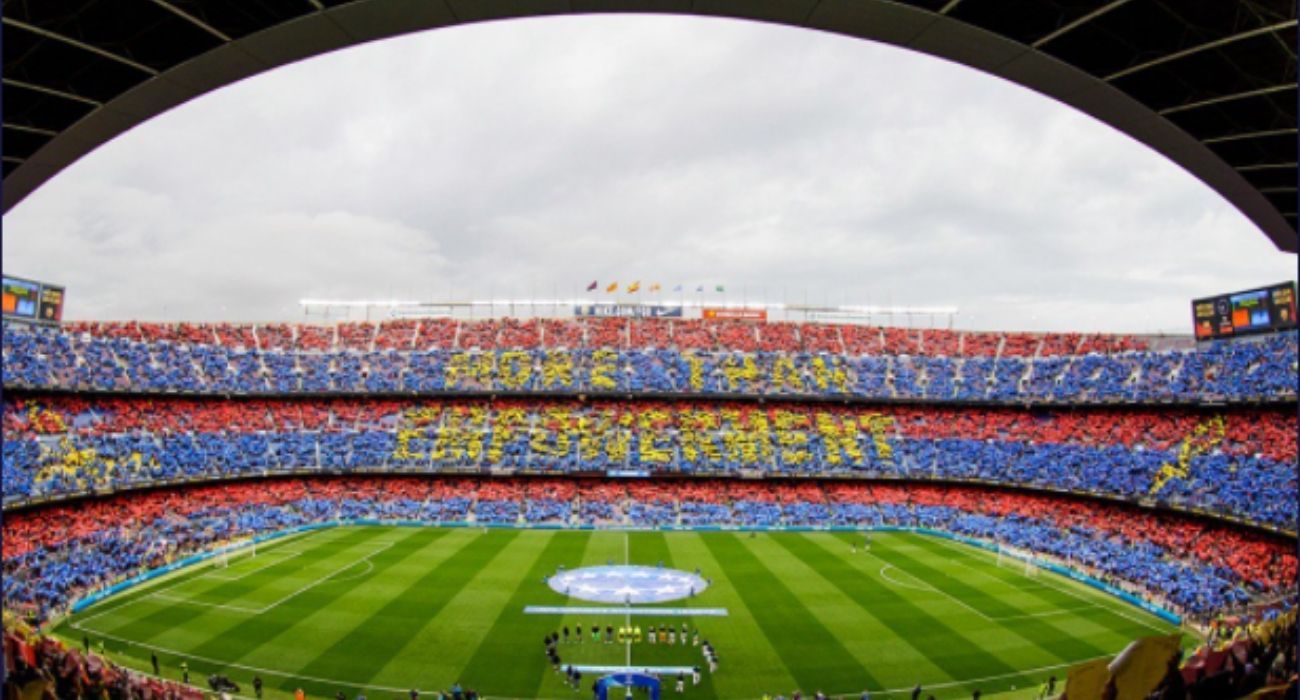 Ambiente de récord mundial en el Camp Nou.