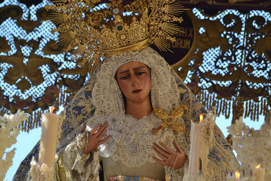 Artículo de opinión 'Cuando suene el himno tras la Reina de los Gitanos'. En la imagen, la Virgen de las Angustias (Hermandad de los Gitanos de Sevilla). 