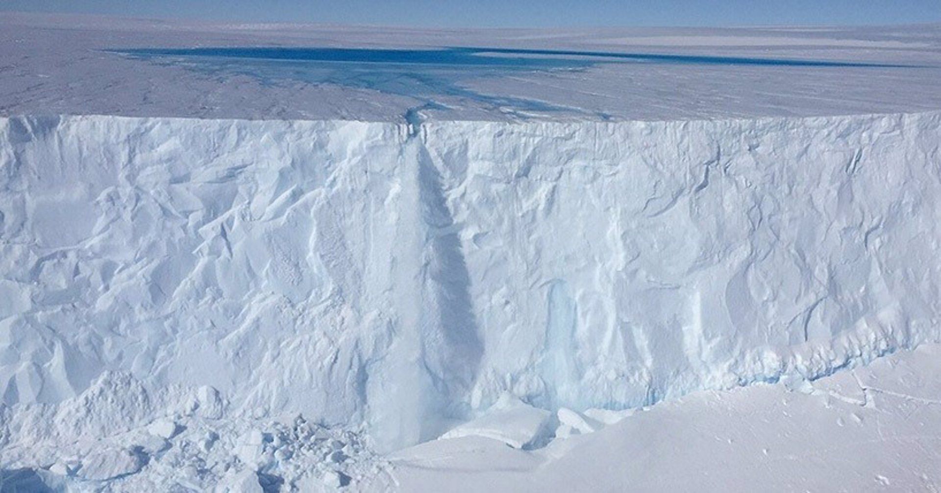 Capa de hielo de l a Antártida Oriental.  DAVE LOMAS Preocupación en la comunidad científica: la Antártida Oriental se resquebraja