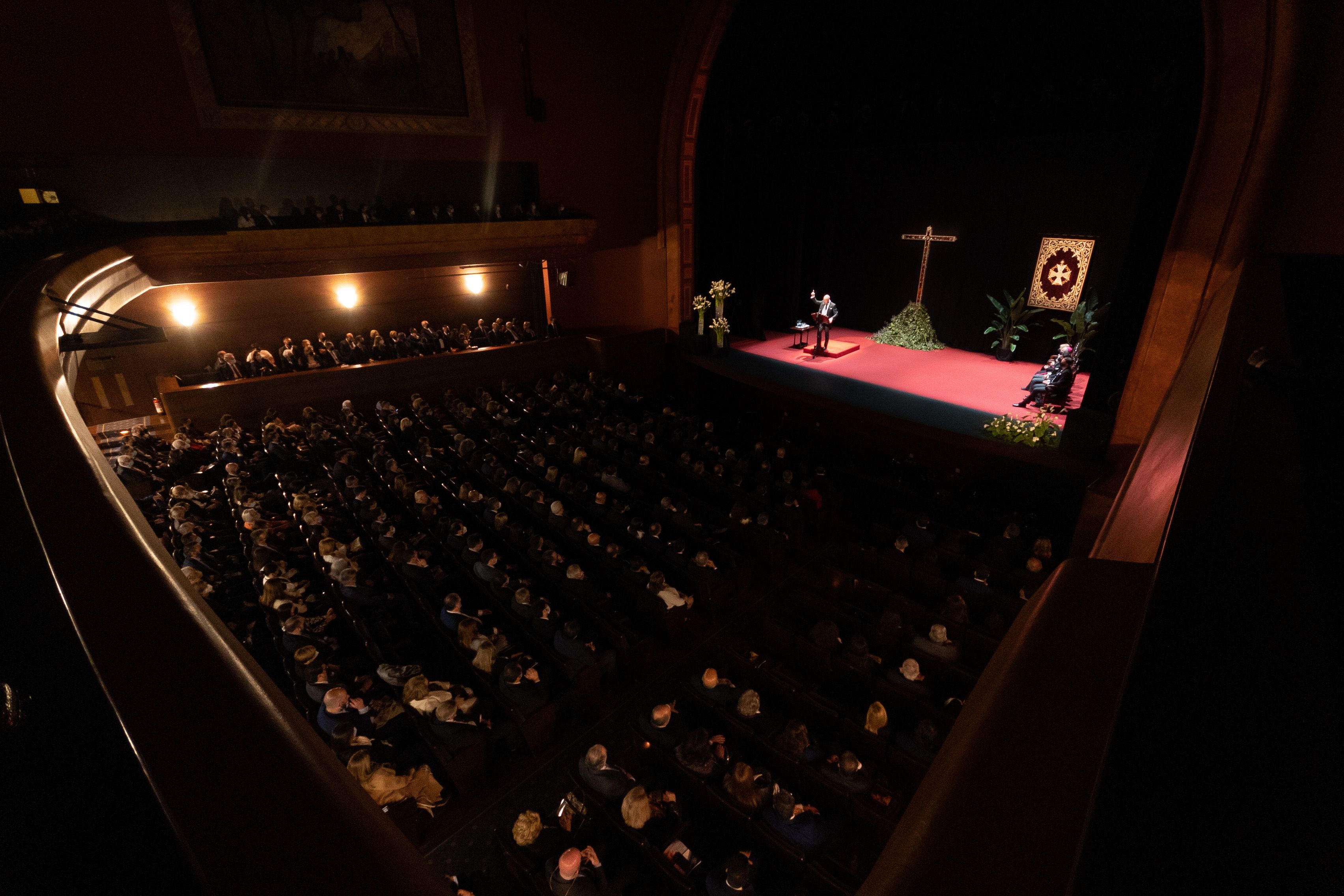 Domingo de Pasión, domingo del Pregón: a siete días de la Semana Santa. En la imagen, el Villamarta durante el pregón del pasado año.