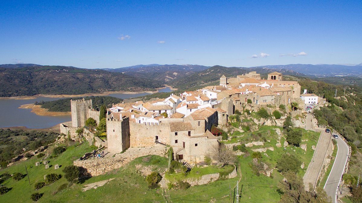 El recinto amurallado de Castellar en una foto de archivo. FOTO: JUAN CARLOS TORO