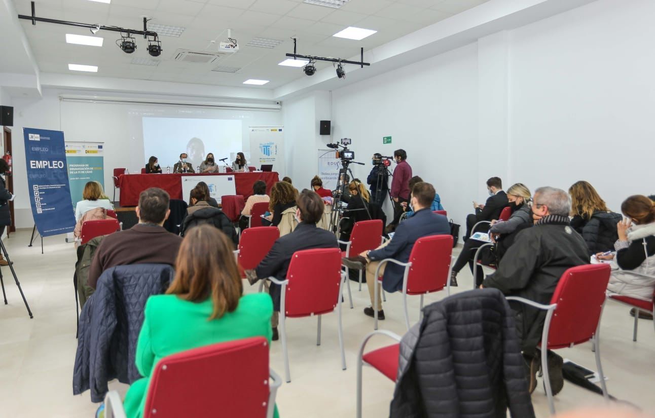 Chiclana acoge la VI Jornada de Edusi de la provincia de Cádiz, en un encuentro encabezado por el alcalde José María Román.