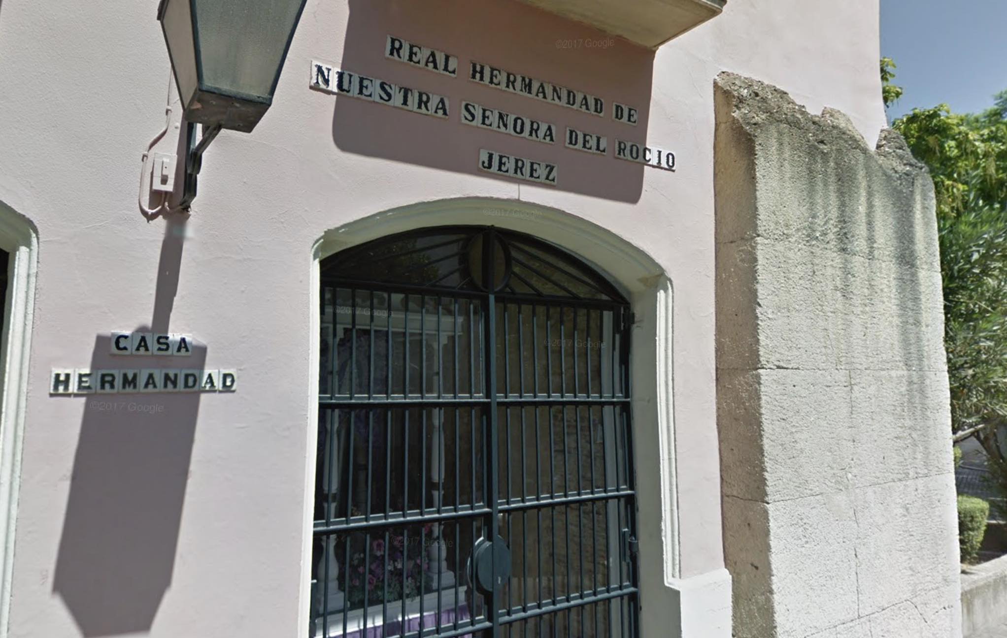 Sede, de titularidad municipal, de la Hermandad del Rocío de Jerez, en una imagen de Google Maps.