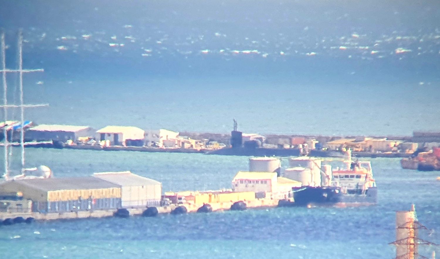Submarino nuclear en Gibraltar.