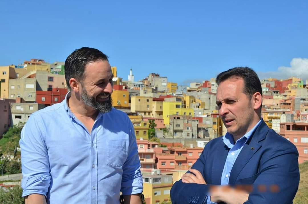 Santiago Abascal junto al presidente de Vox en Ceuta, Juan Sergio Redondo.