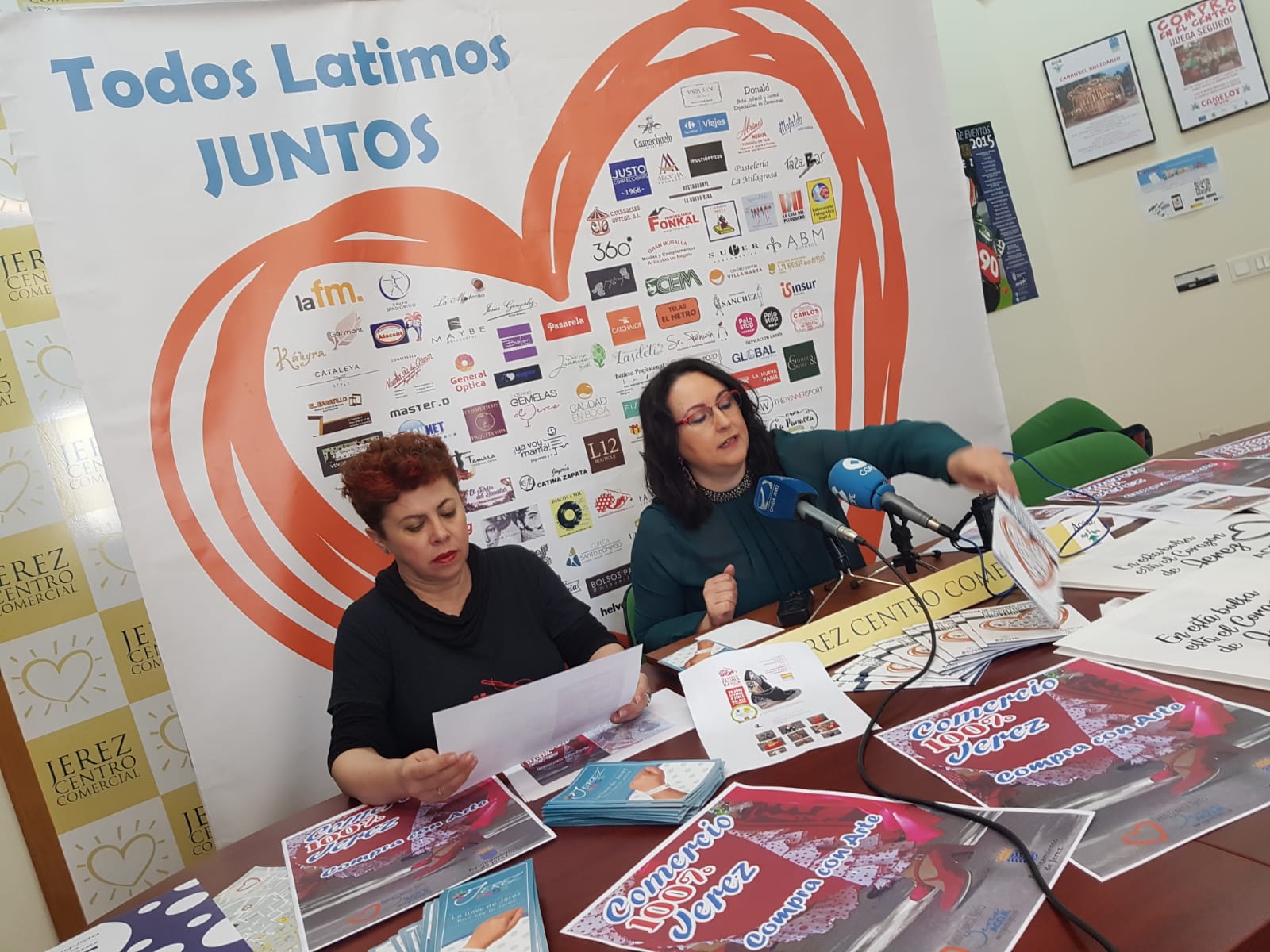Fátima Canca y Nela García durante la rueda de prensa.