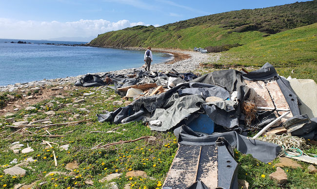 Lanchas y restos procedentes del narcotráfico en playas del Campo de Gibraltar.