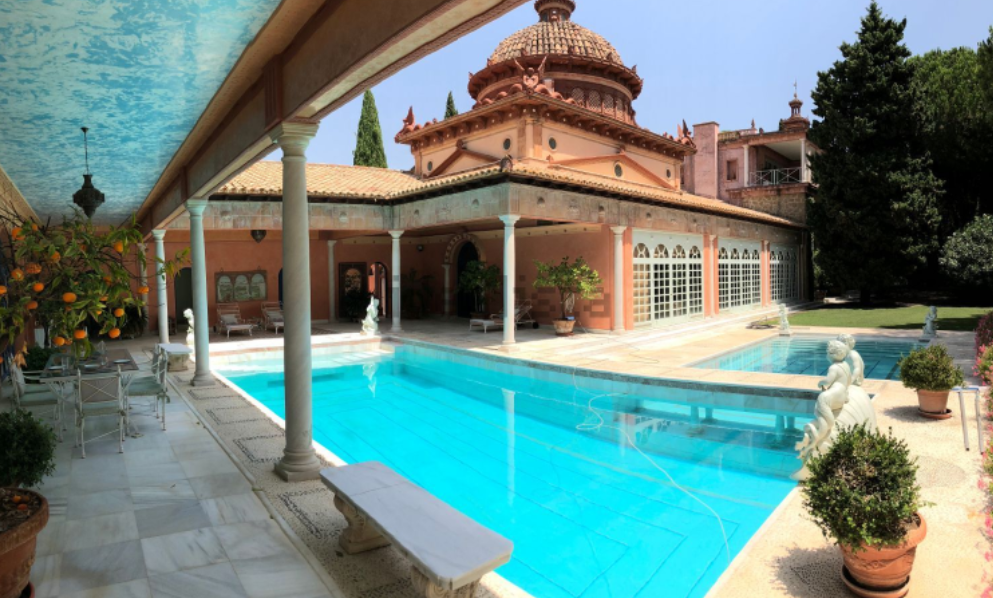 Palacio en venta en Sotogrande. Así es la mansión que venden en Cádiz por casi 15 millones de euros en Idealista