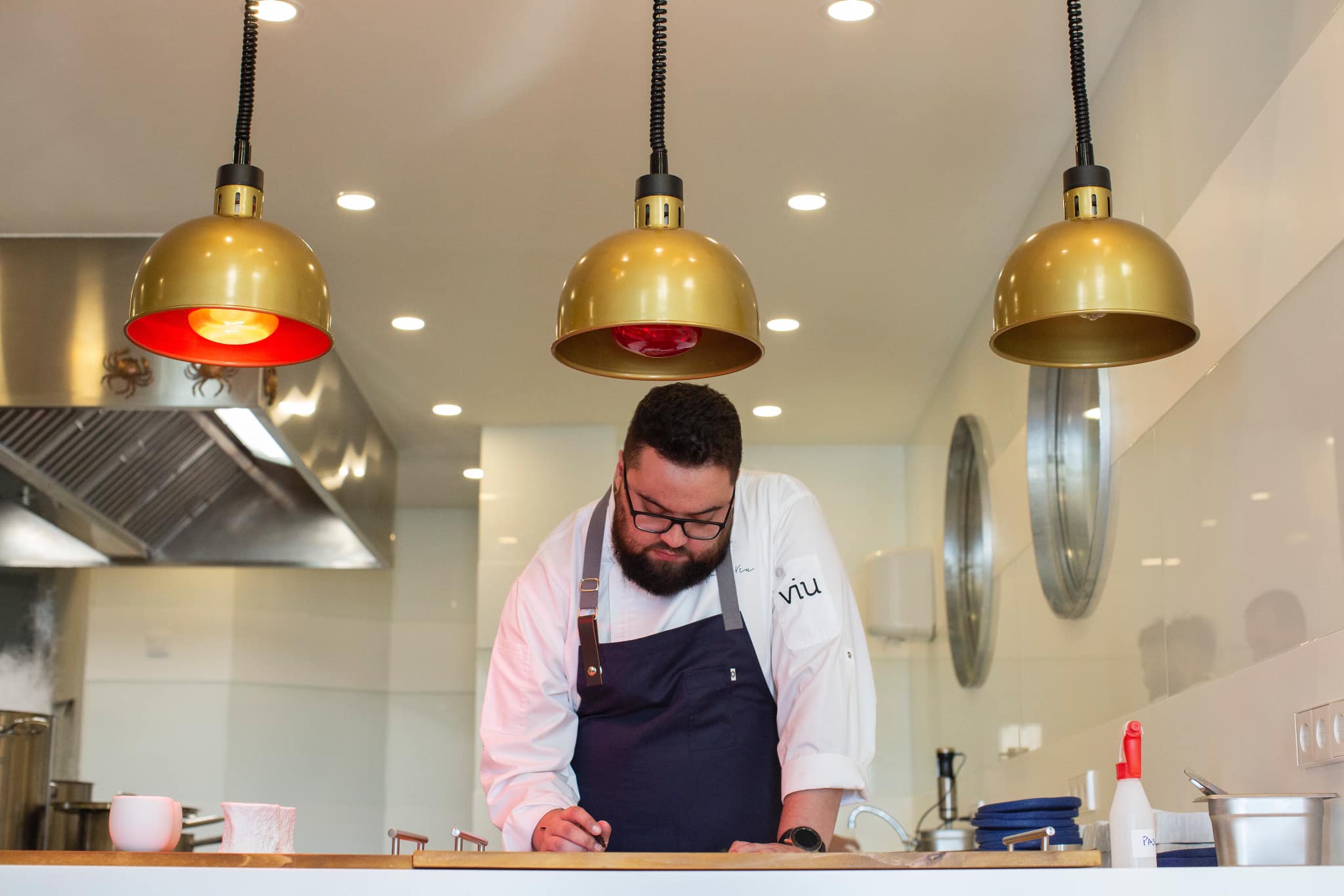 Imagen de Juan Viú en un restaurante anterior en Barbate.
