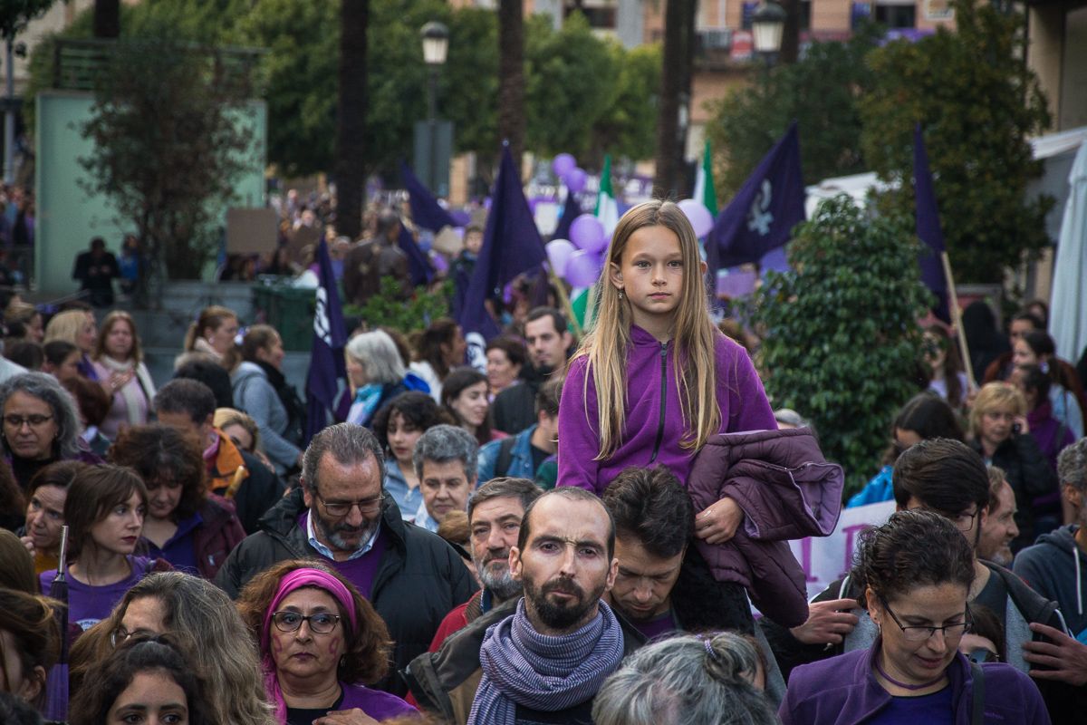 Marea feminista en Jerez. FOTO: MANU GARCÍA