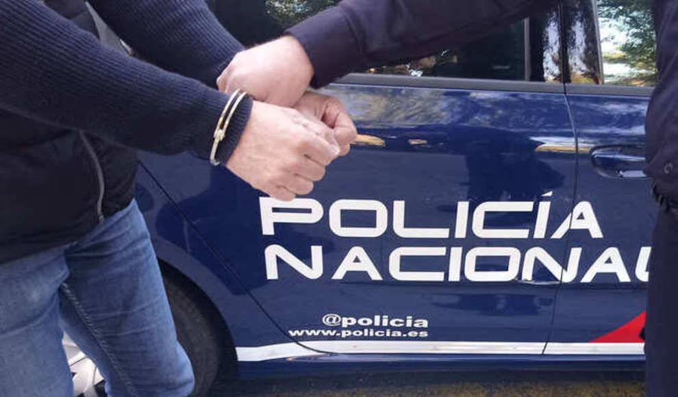Una imagen de archivo de una detención de la Policía Nacional en Huelva.