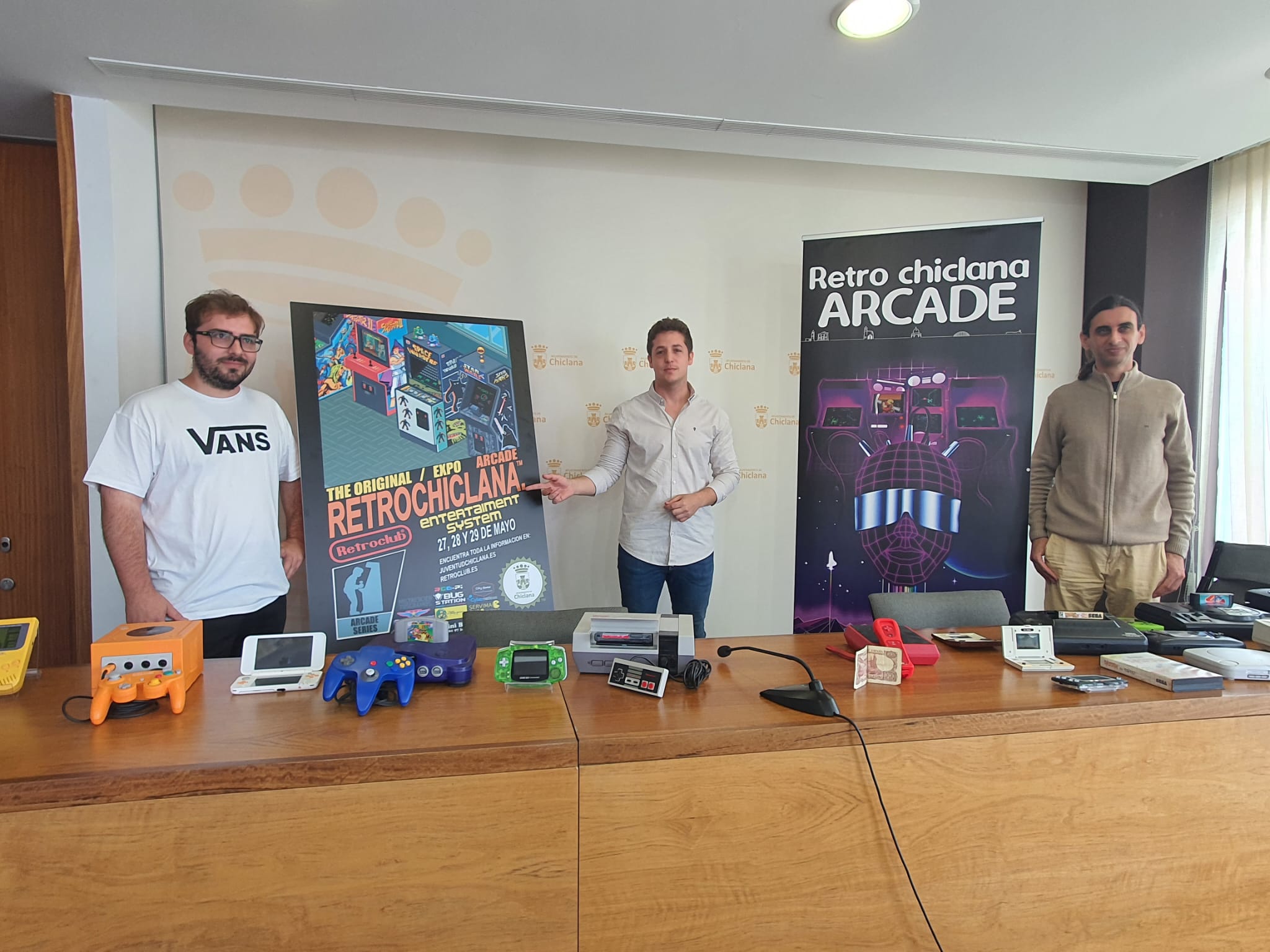 Imagen de la Presentación de la 'Retro Chiclana Arcade'.