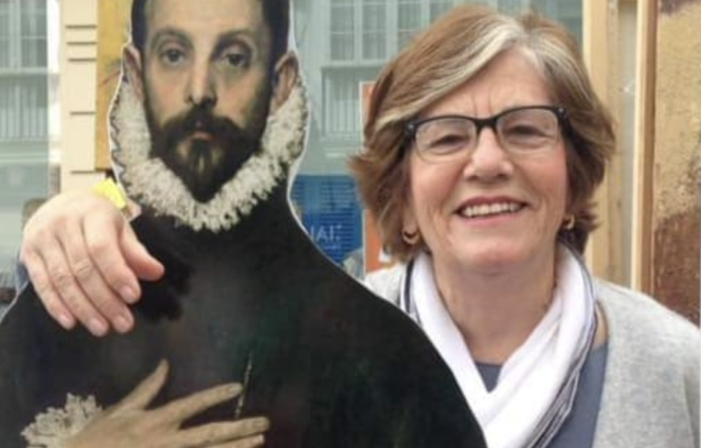 Rosa Vallecillos, profesora, impulsora de la galería de arte y referente en el colectivo Marea Violeta en Sanlúcar.