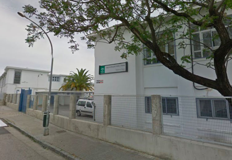 Fachada del CEIP Federico Mayo. 