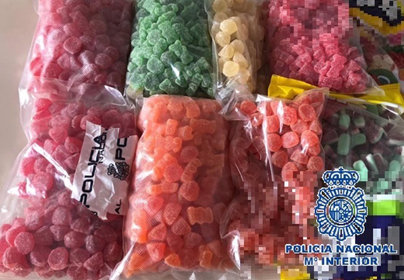 Once kilogramos de ositos de gominola impregnados  de La Bomba.