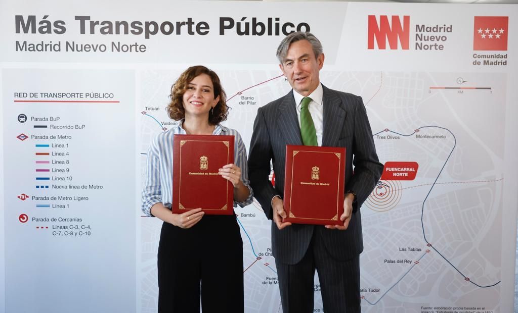 Ayuso en un acto del Metro de Madrid.