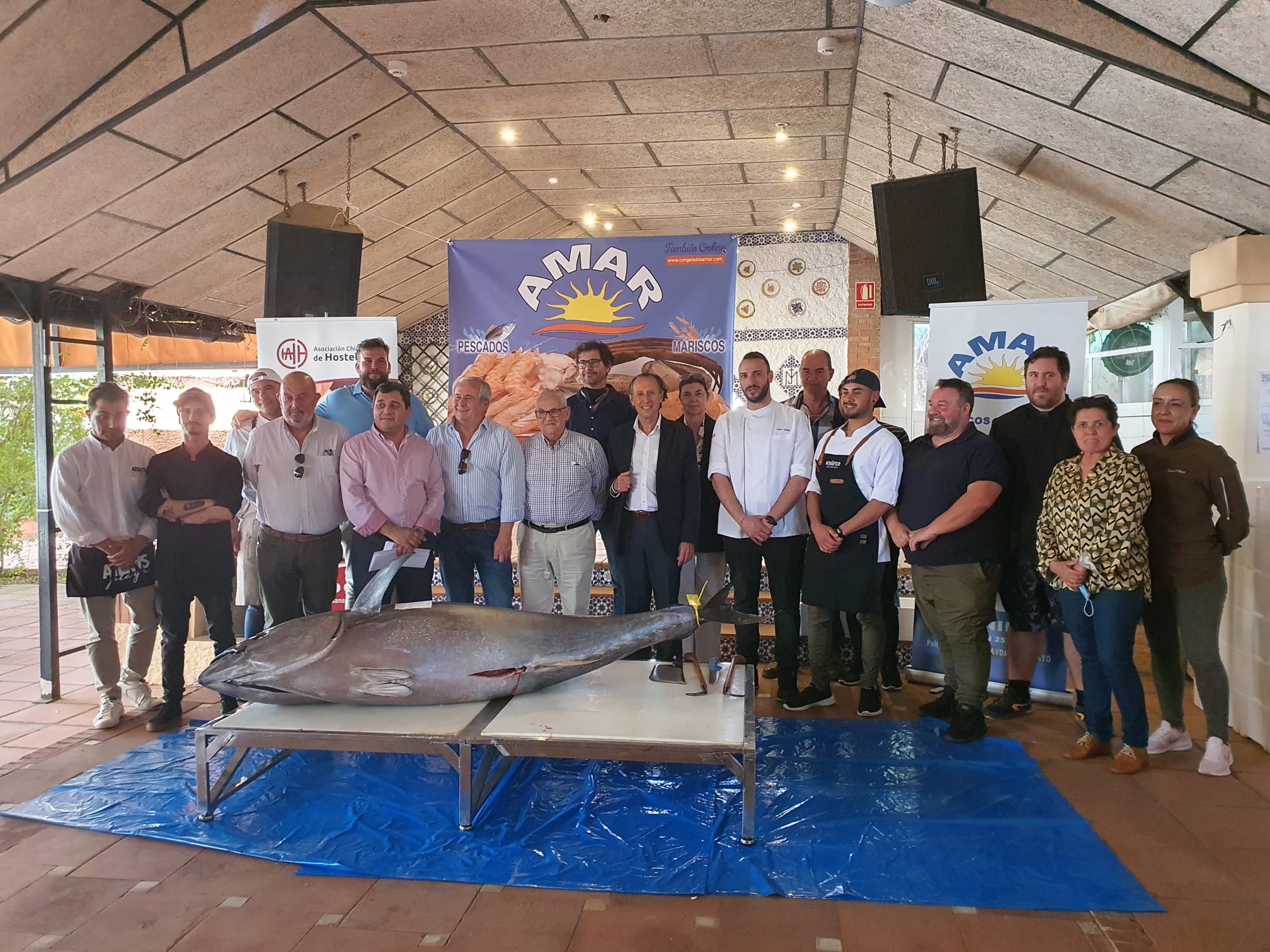 La VII Semana del Atún de Almadraba comienza con un ronqueo y la presentación de los platos