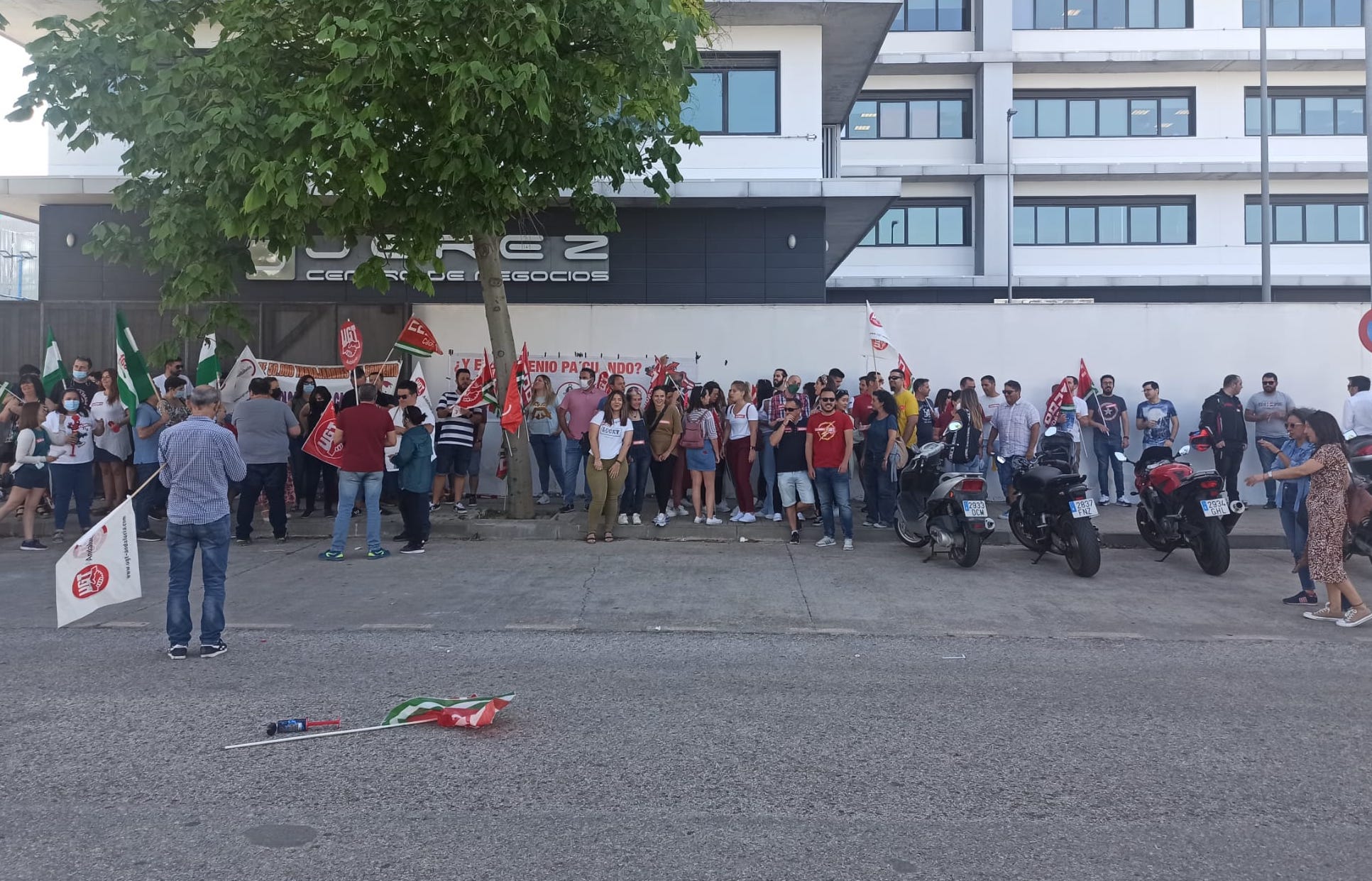 Protesta de teleoperadores en Jerez.