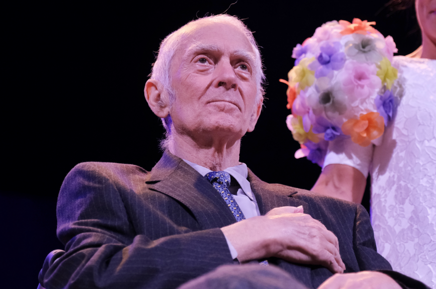 Manolo Sanlúcar, en un homenaje en su ciudad.