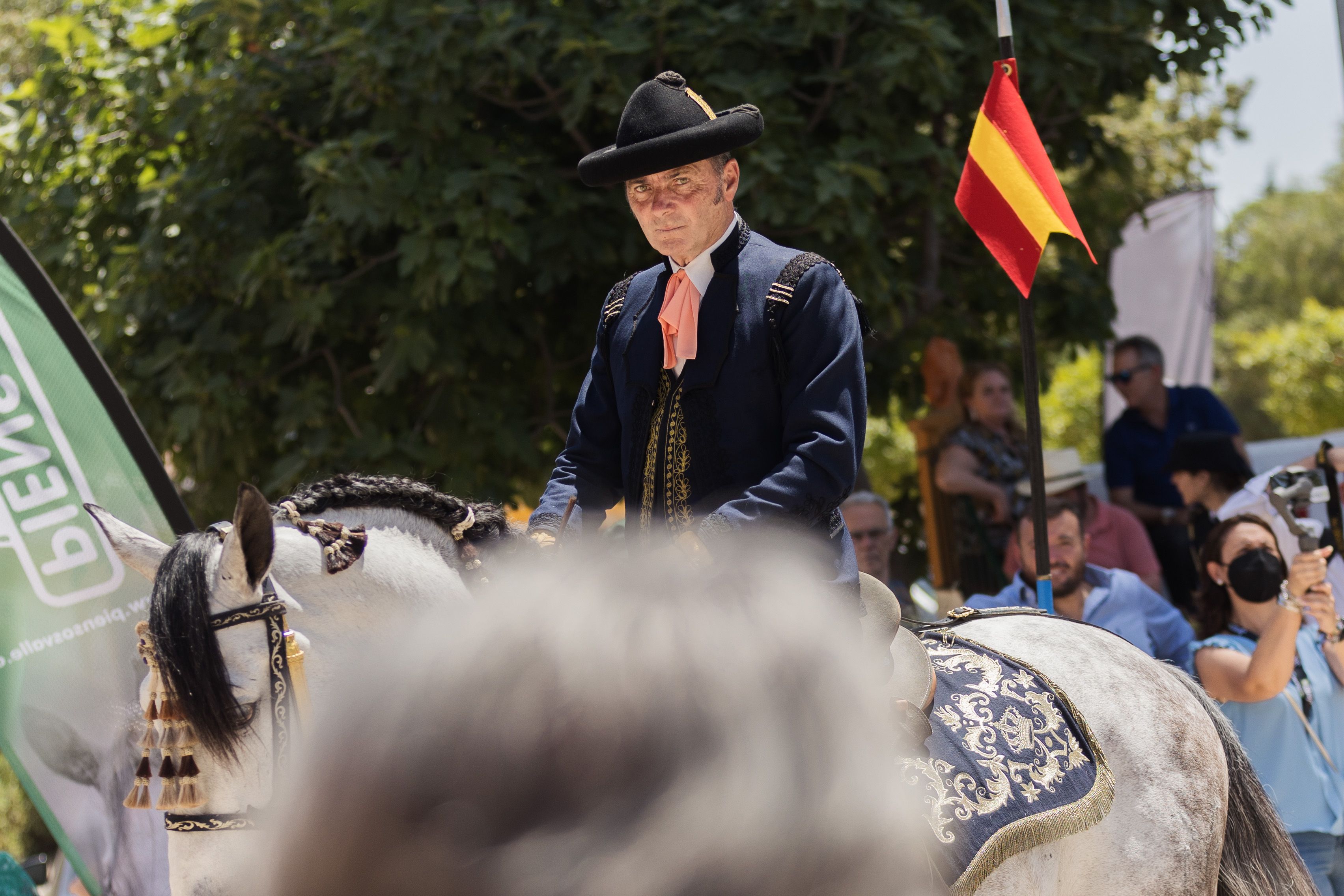 Entrega del Caballo de Oro y posterior desfile por el Real de la Feria