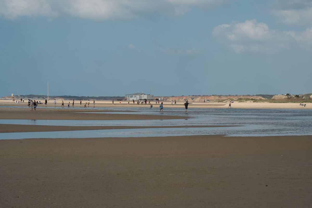 Una playa de Conil, en una imagen de archivo. FOTO: MANU GARCÍA