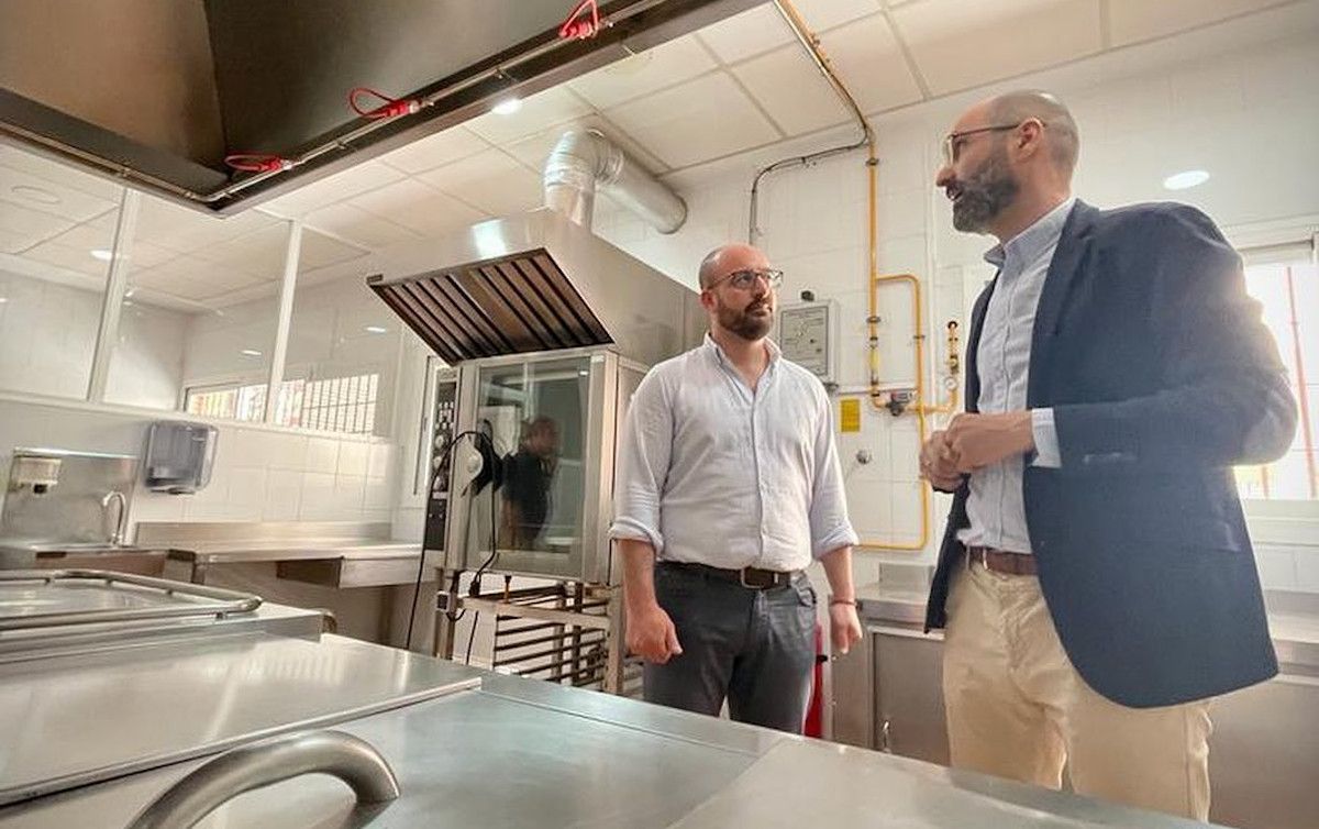 Capilla, habitaciones modernas y peluquería: así es la nueva residencia para mayores de El Puerto.