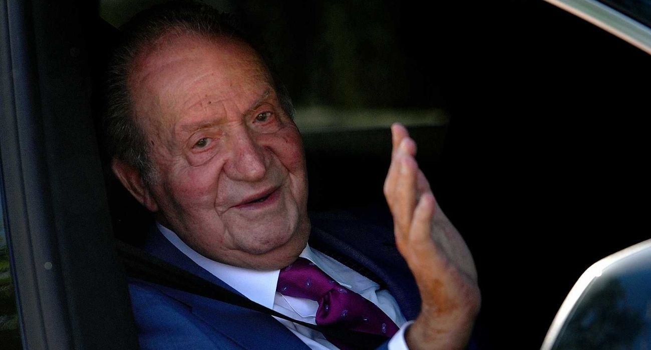 El rey emérito, Juan Carlos I. El rey emérito, Juan Carlos I.