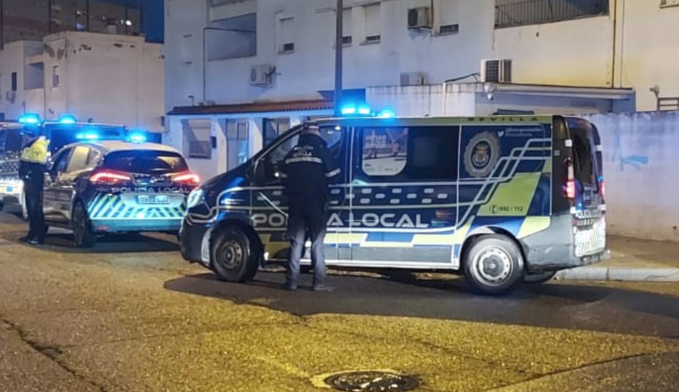 Agentes de Policía Local de Sevilla, en una imagen de archivo.