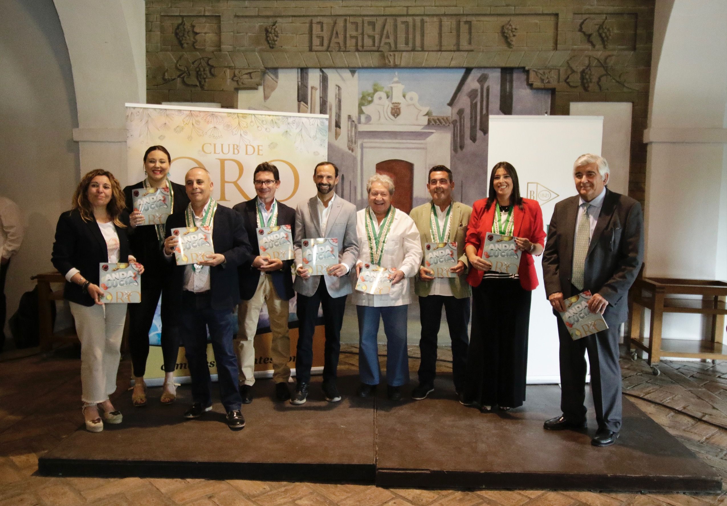 Imagen del acto de presentación de la nueva edición de la revista ORO en Sanlúcar.