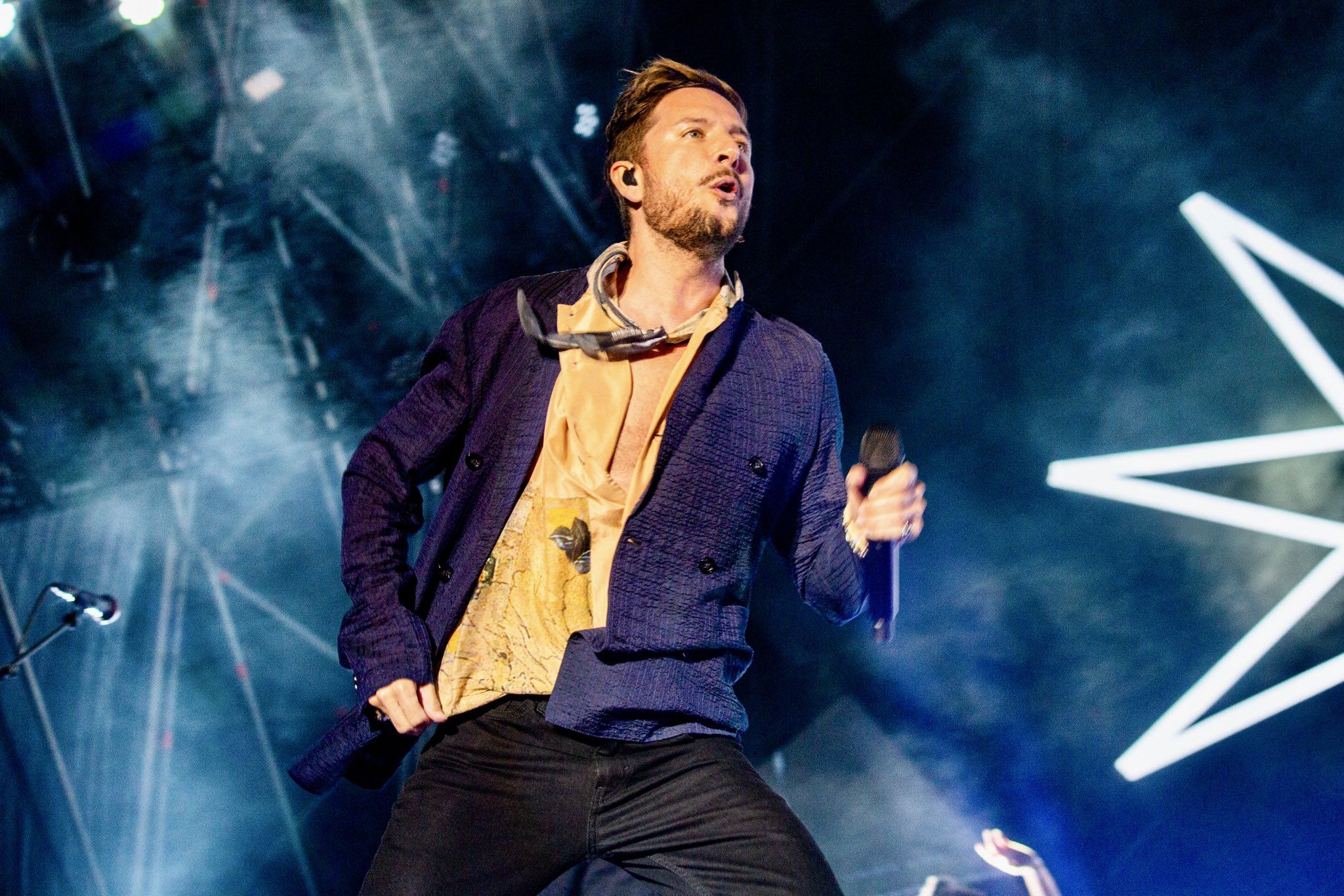 Concierto de Manuel Carrasco en el Bahía Sound.