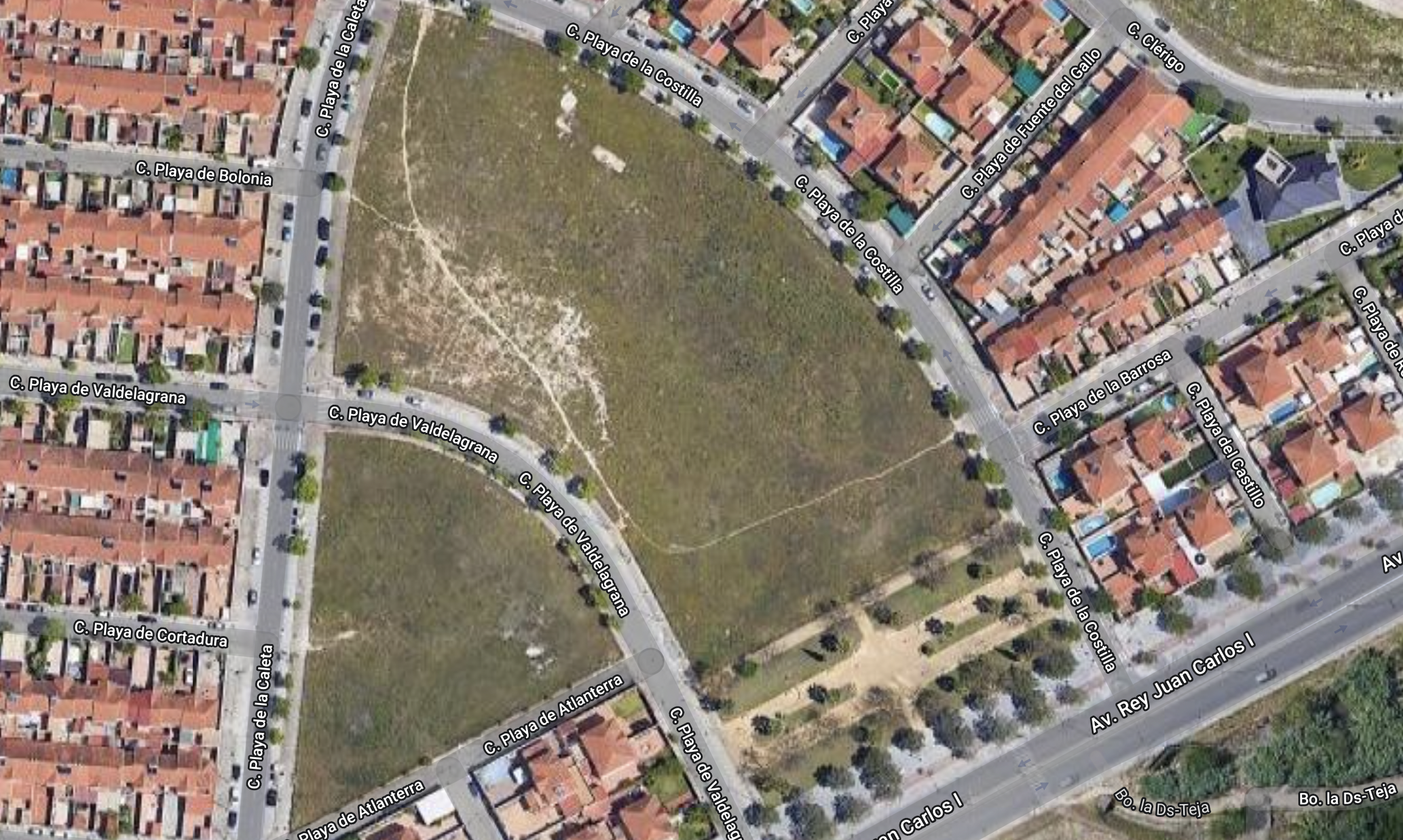 La gran zona deportiva junto a la avenida del 'Colesterol' en Jerez: voley playa y ping pong. En la imagen de Google Maps, la zona que se va a desarrollar.