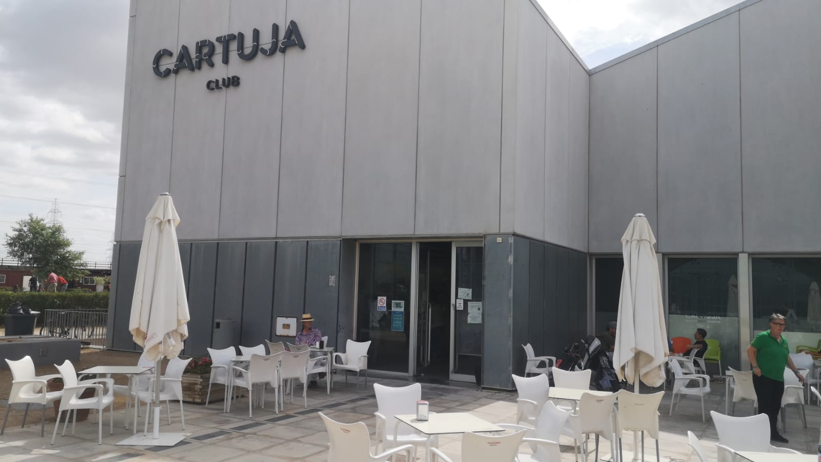 Cafetería de las instalaciones deportivas en La Cartuja de Sevilla.