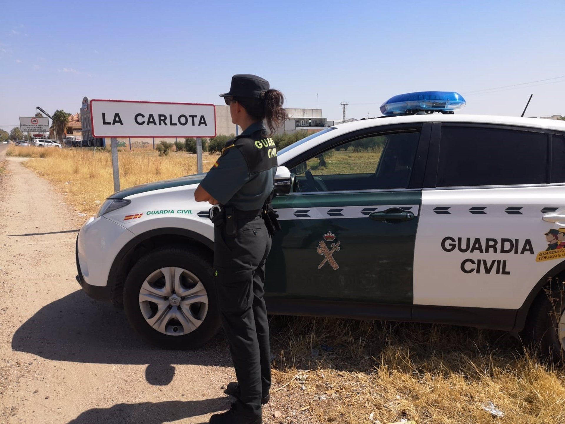 Una foto de la Guardia Civil en el municipio cordobés de La Carlota. 