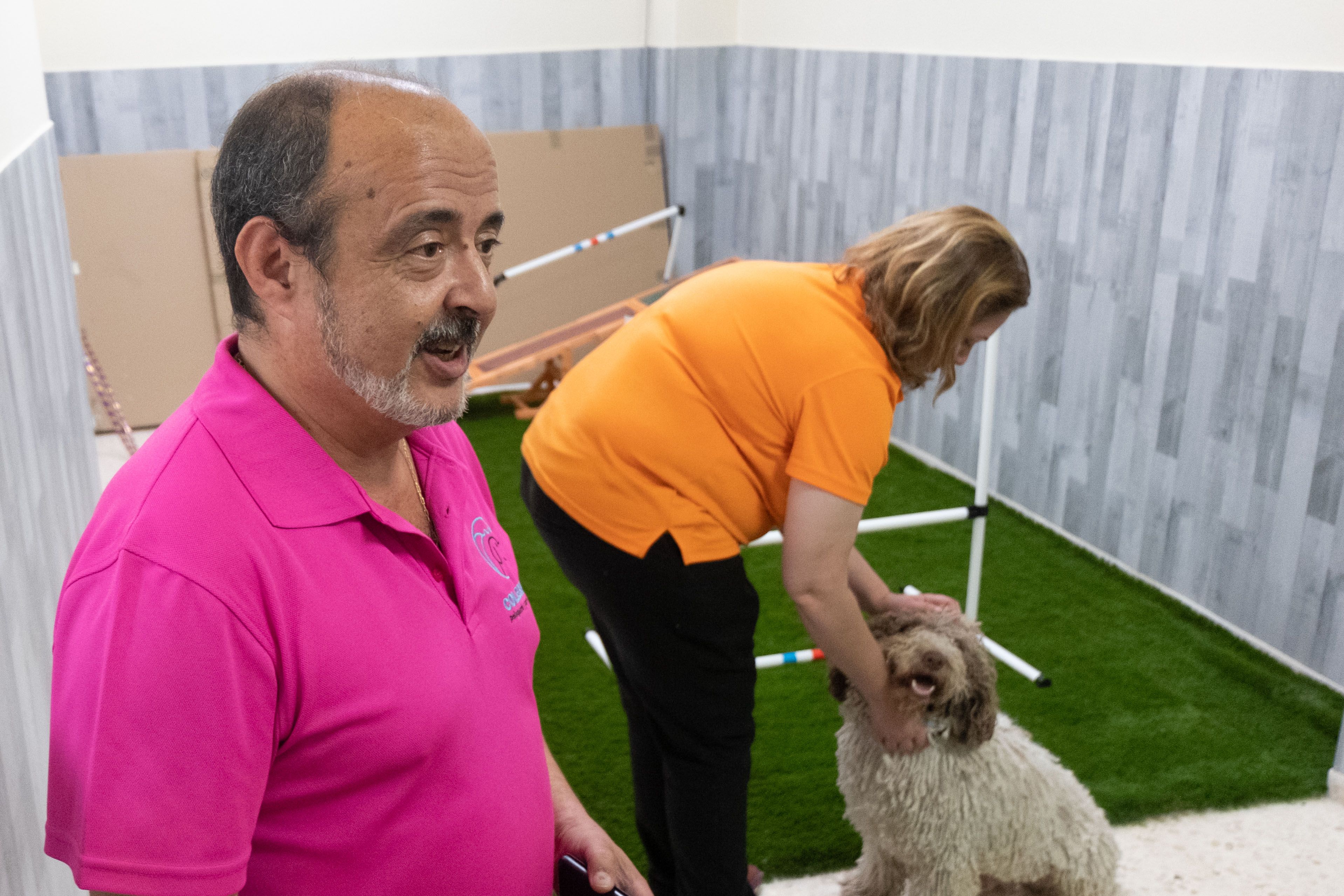 Manuel explica a lavozdelsur.es el nacimiento de 'Coleguau'