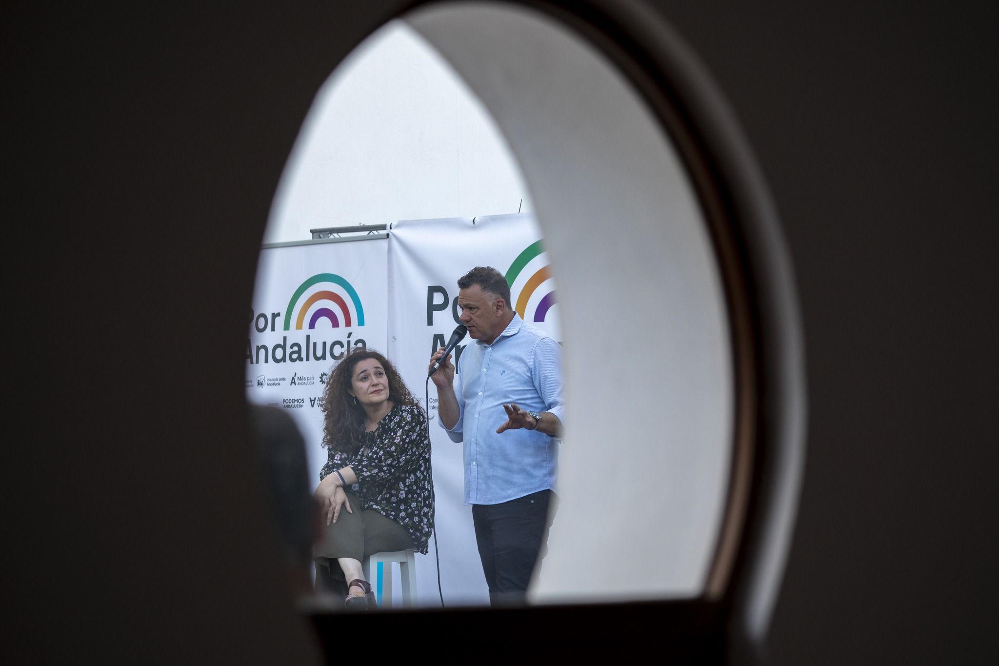 Inmaculada Nieto, candidata de Por Andalucía, junto a Juan Antonio Delgado.