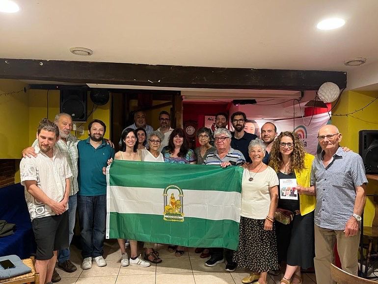 Miembros de IU Exterior y Por Andalucía reunidos con la comunidad andaluza en Toulouse
